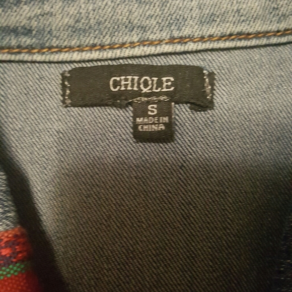 Stylin Jean Vest - Picture 7 of 7